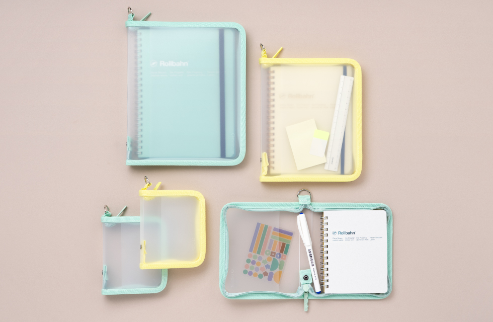 持ち運びに便利な収納ケース