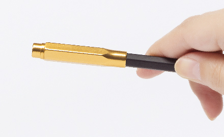 鉛筆を大人仕様にするキャップ